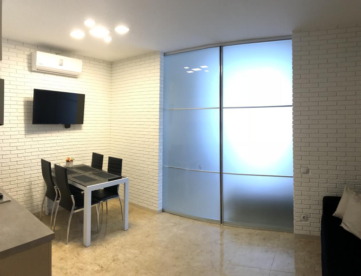 V&A Lux Apartments Batumi Exteriér fotografie